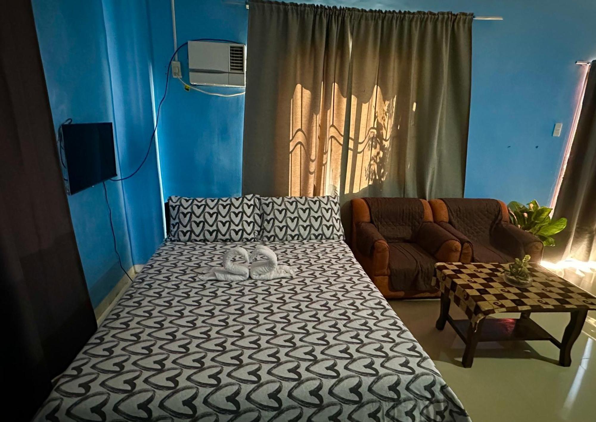 Rozay Travellers Inn Kabankalan Exteriör bild